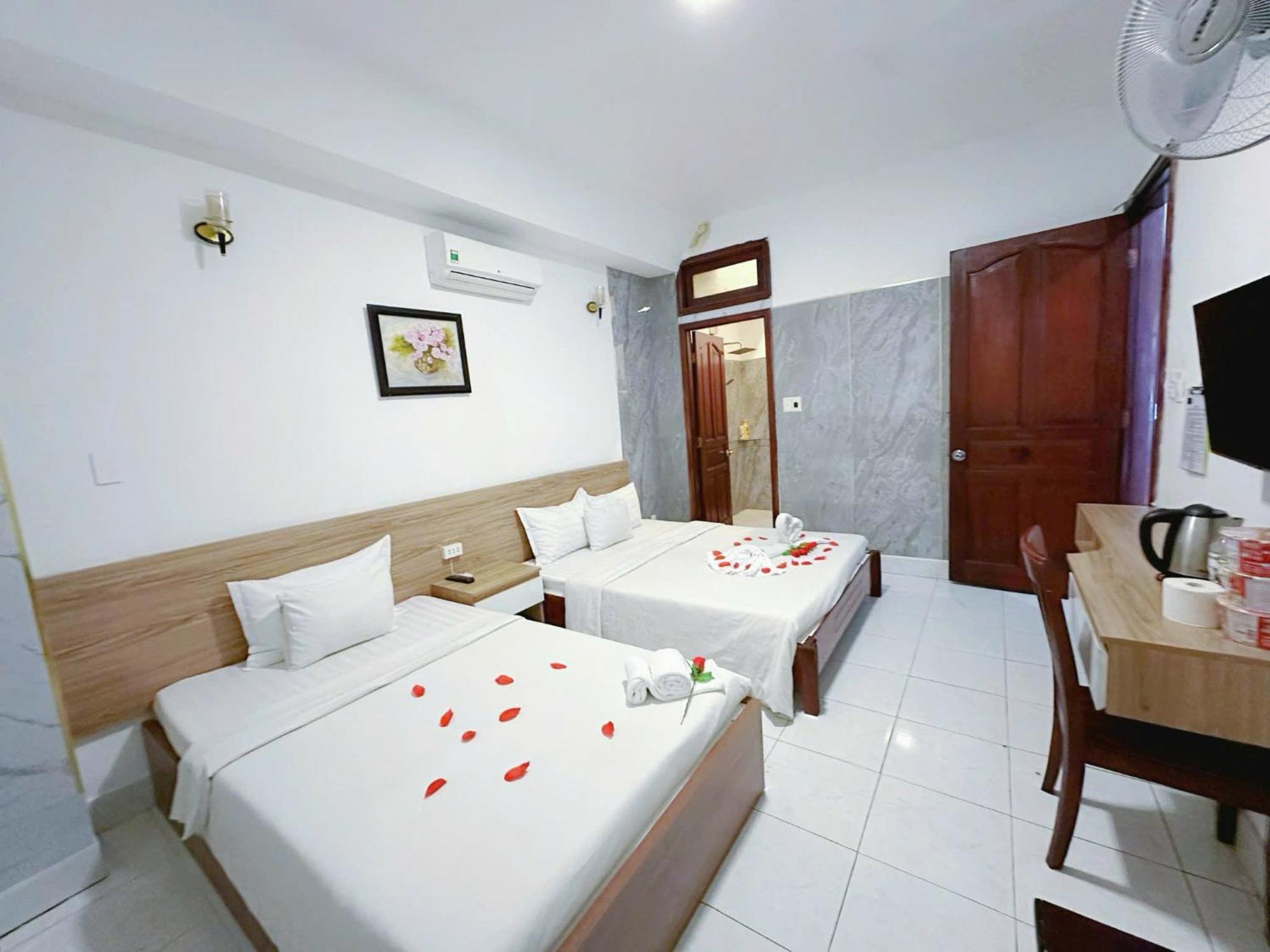 H79 Hotel Ho Chi Minh City Exterior photo